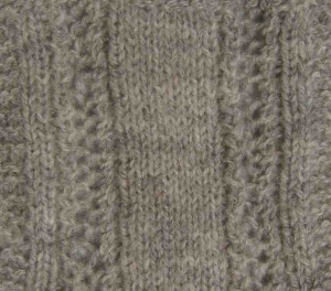 Sampler, 4ply
Silver grey Shetland with simple lacy pattern